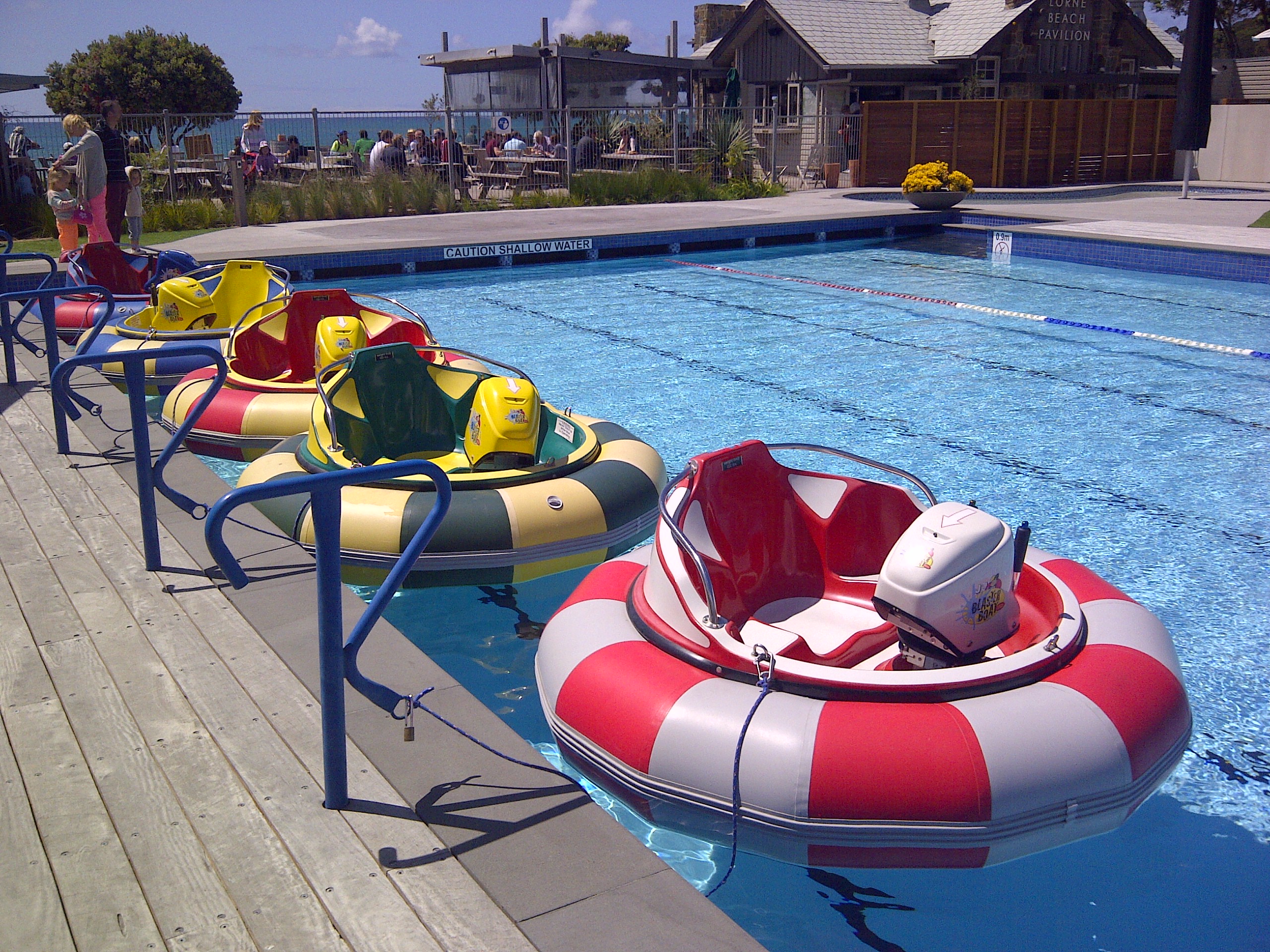 welcomed water bumper boats for pool