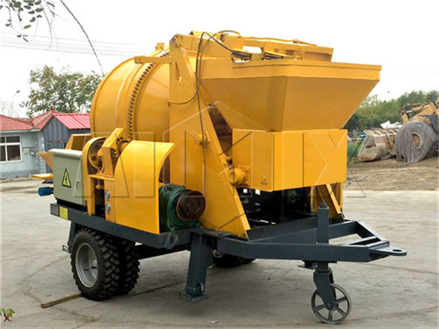 Concrete mixer with pump