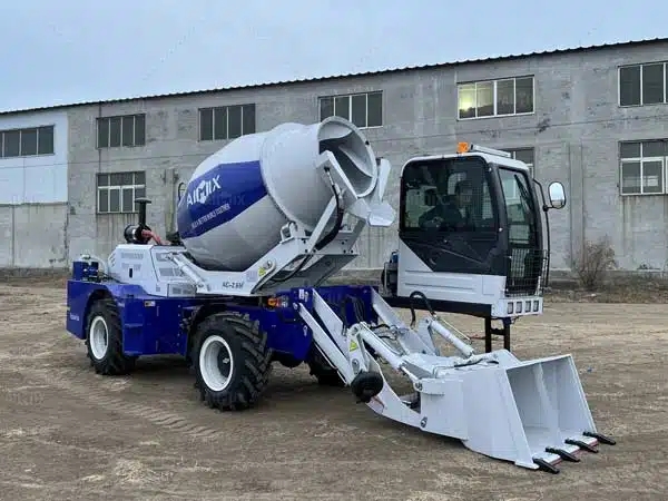 Self Loading Mixer