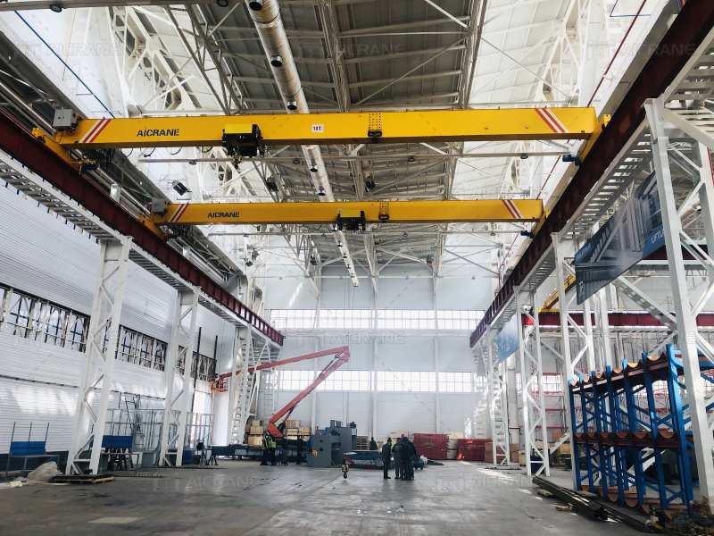 top running eot crane